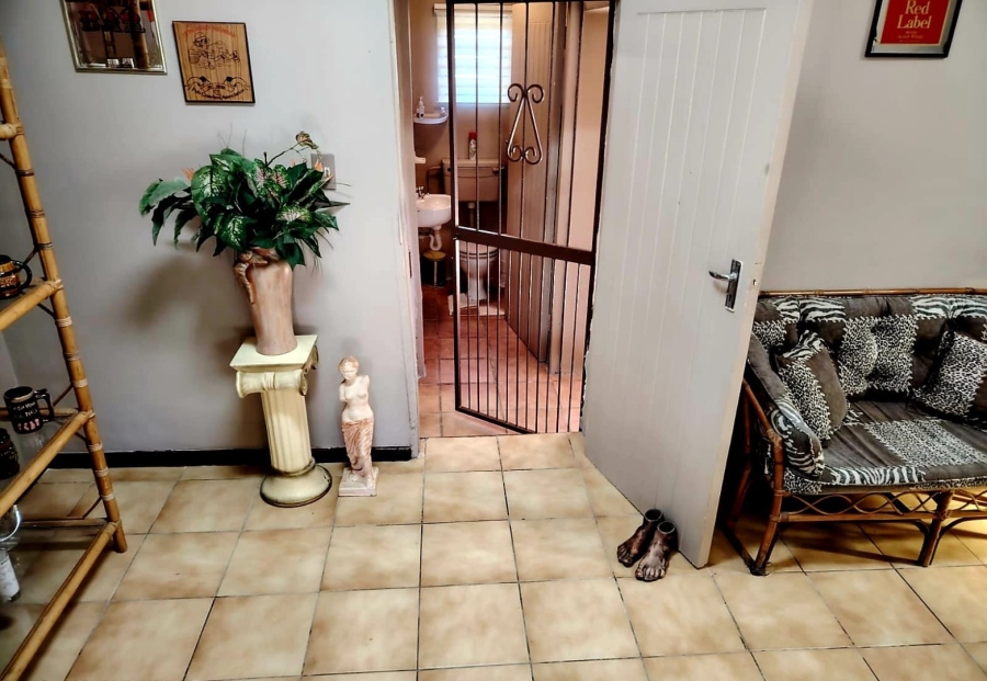 4 Bedroom Property for Sale in Beacon Bay Eastern Cape